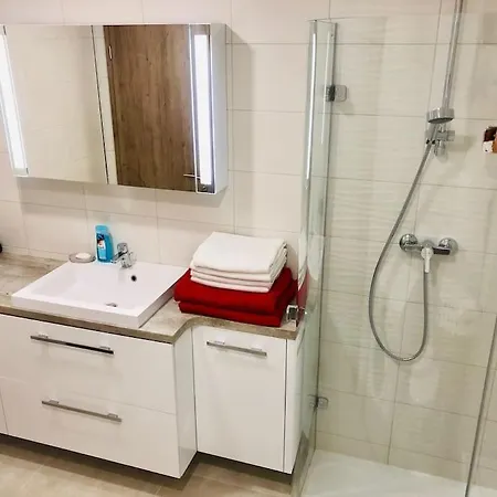 Admiral Lakeside Luxury Apartment Siofok